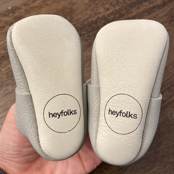 Hey Folks Sparrow Baby Shoe - Picture 4 of 4